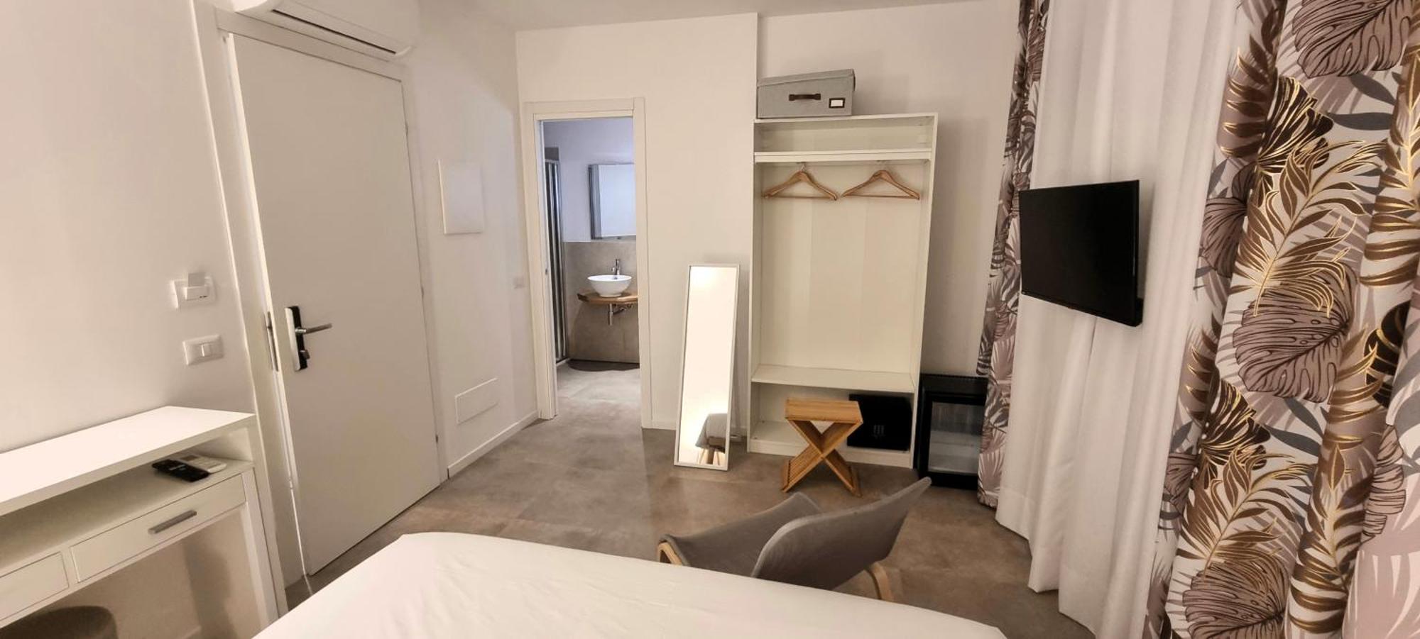 Anthias Rooms Affittacamere Порто-Сан-Паоло Екстер'єр фото